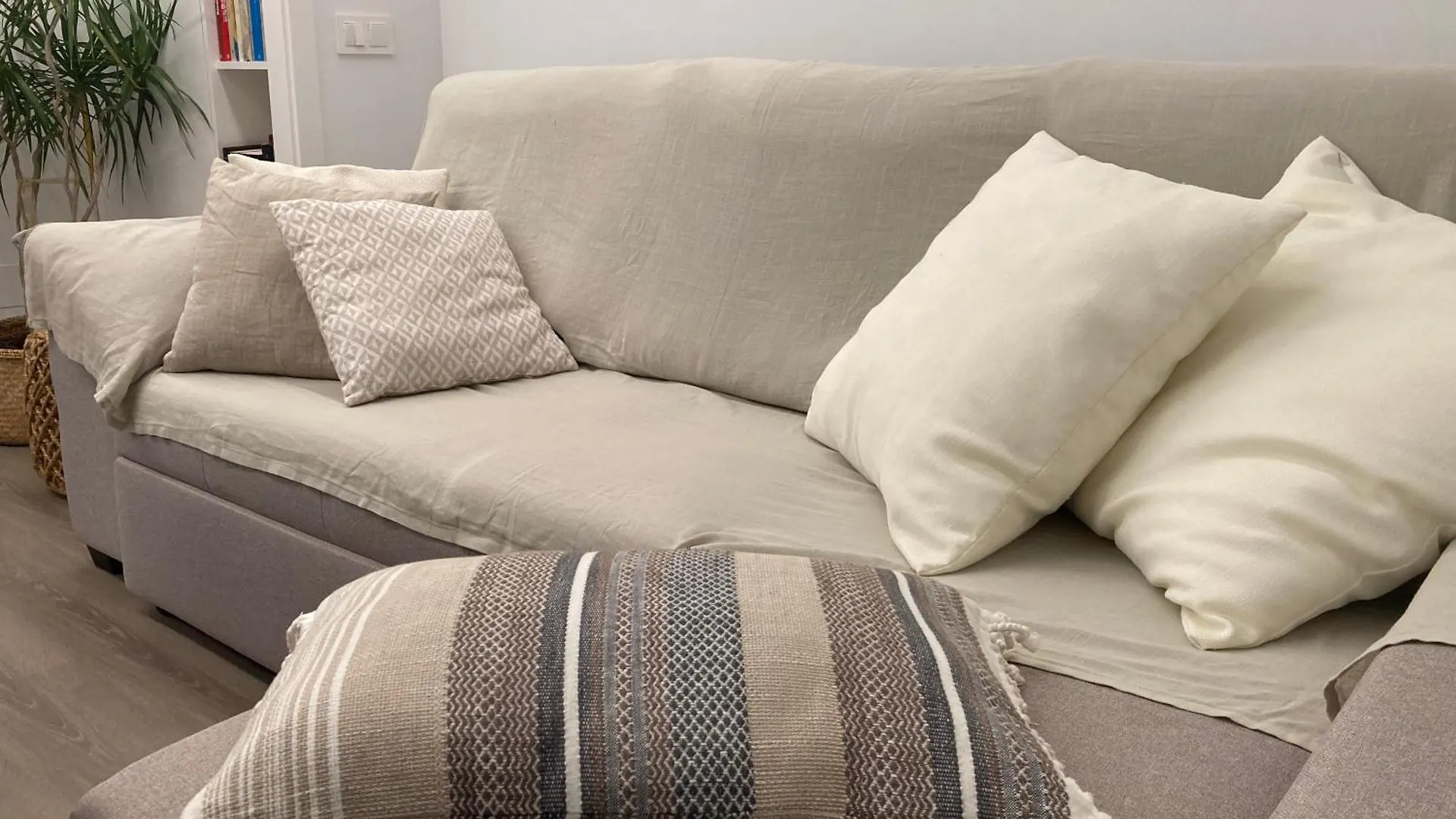 Apartamento Centrico Con Wifi Y Climatizado De 1 Habitacion Y Sofa-Cama Para 3 Personas سانتا كولوما دي فارنرس شقة